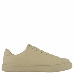 B71 Leather Sneaker U76