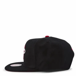 Born And B Snapback