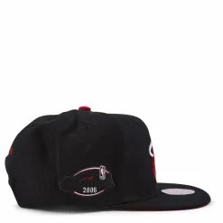 Born And B Snapback