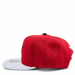 Bucks Cardinal 2 Tone Snap
