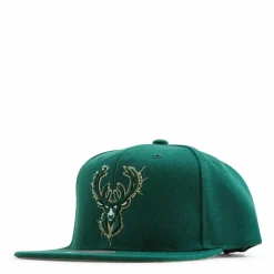 Bucks Embroidery Glitch Snapback