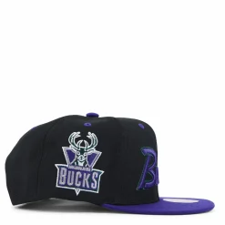 Bucks Script Pop Snapback