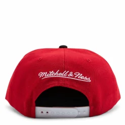 Bulls Cardinal 2 Tone Snapback