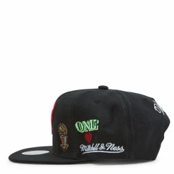 Bulls Hyperlocal Snapback