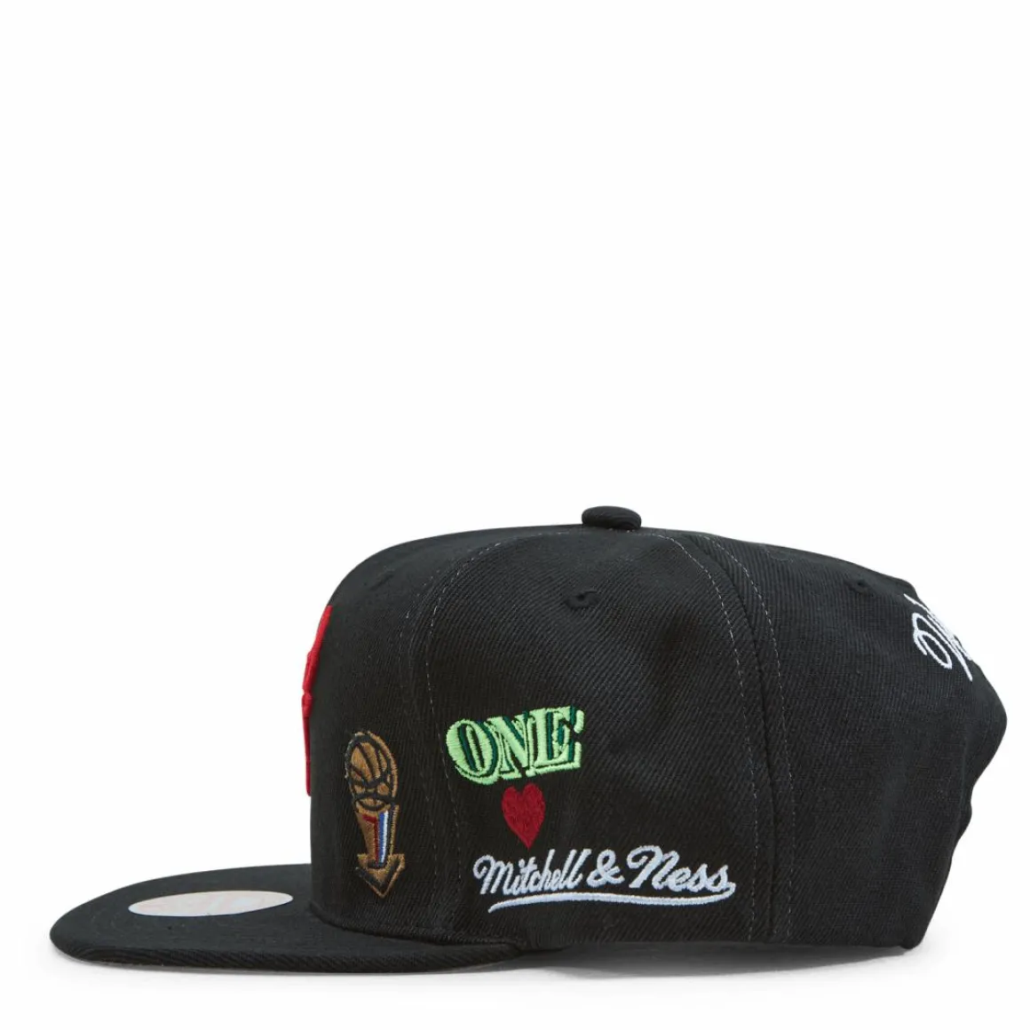 Bulls Hyperlocal Snapback
