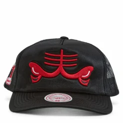 Bulls Logo Remix Trucker Snapback