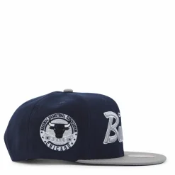 Bulls Navy Spirit Script Snapback