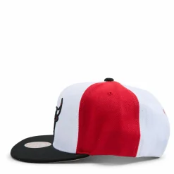Bulls On The Block Snapback