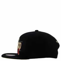 Bulls With Love Snapback HWC