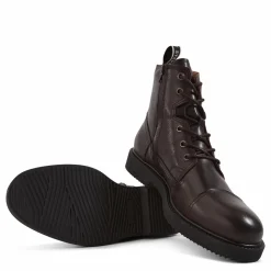 Crawl Leather Shoe