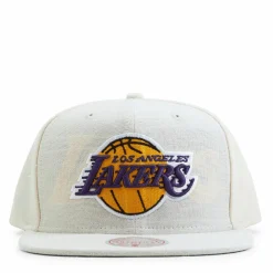 Cut Away Snapback Off