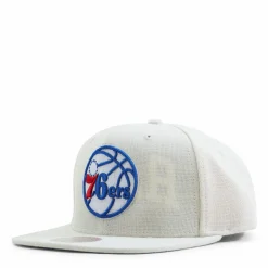 Cut Away Snapback Off