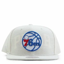 Cut Away Snapback Off
