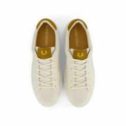 Fred Perry B71 Tumbled Leather 560