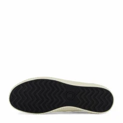 Fred Perry Hughes Low Textu Poly 560