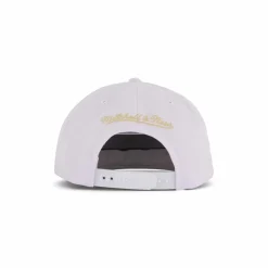 Hawks Winter Snapback