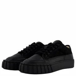 Karma Low U Suede Black