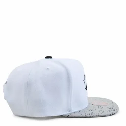 Knicks Cement Top Snapback