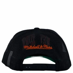 Knicks Gold Leaf Trucker HWC