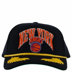 Knicks Gold Leaf Trucker HWC