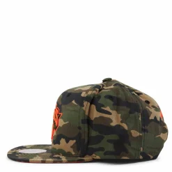 Knicks Neon Camo Pop Snapback