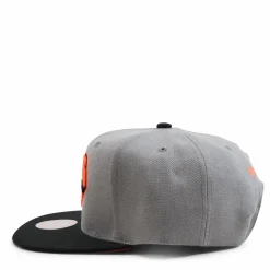Knicks Neon Lights Snapback