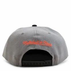 Knicks Neon Lights Snapback