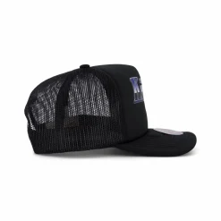Knicks Rock On Trucker
