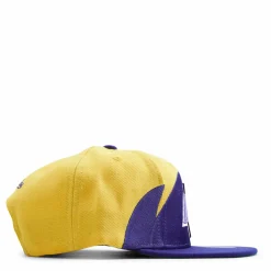 Lakers Sharktooth Snapback HWC