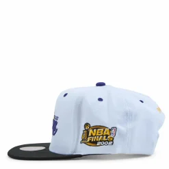 Lakers The Champs Snapback