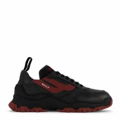 Logo Patch Sneaker Low