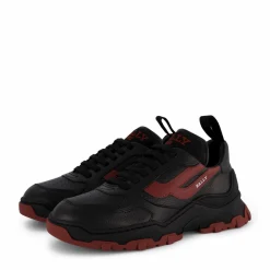 Logo Patch Sneaker Low