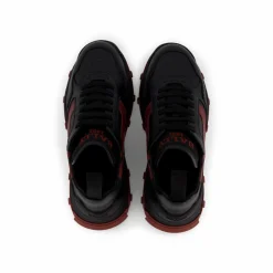 Logo Patch Sneaker Low