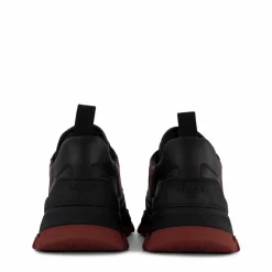 Logo Patch Sneaker Low