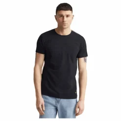 Lyle & Scott August
