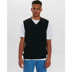 Maurice V Sweat