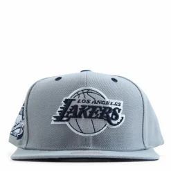 The District Snapback