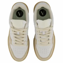 Uncover White Gum