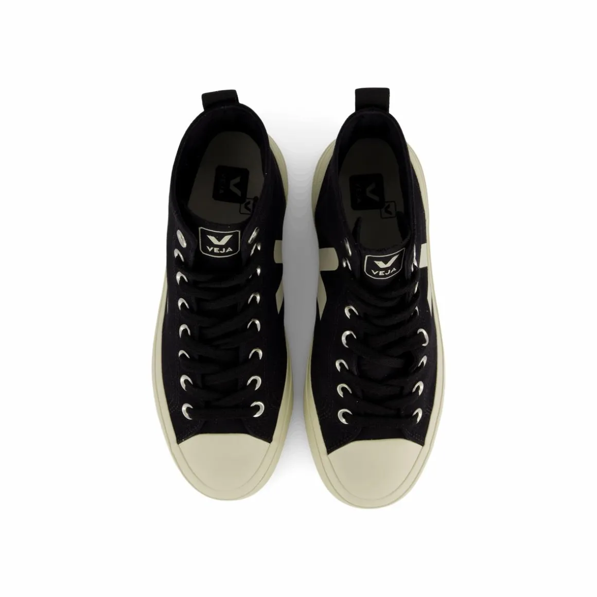 Wata Ii Canvas Black Pierre