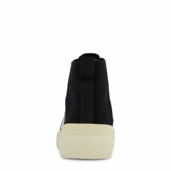 Wata Ii Canvas Black Pierre