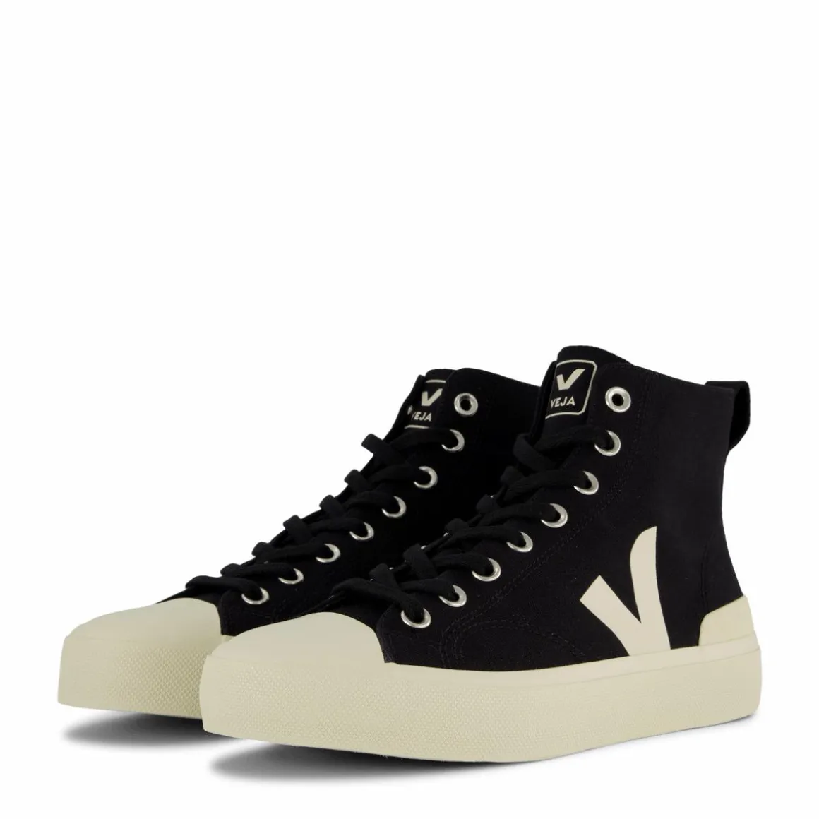 Wata Ii Canvas Black Pierre